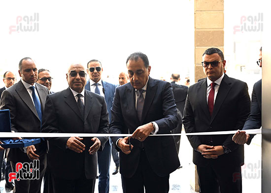 افتتاح مقر خدمة المواطنين الأجانب (5)