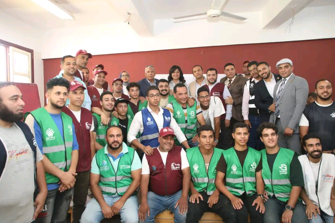 جانب من الزيارة والتفقد (12)