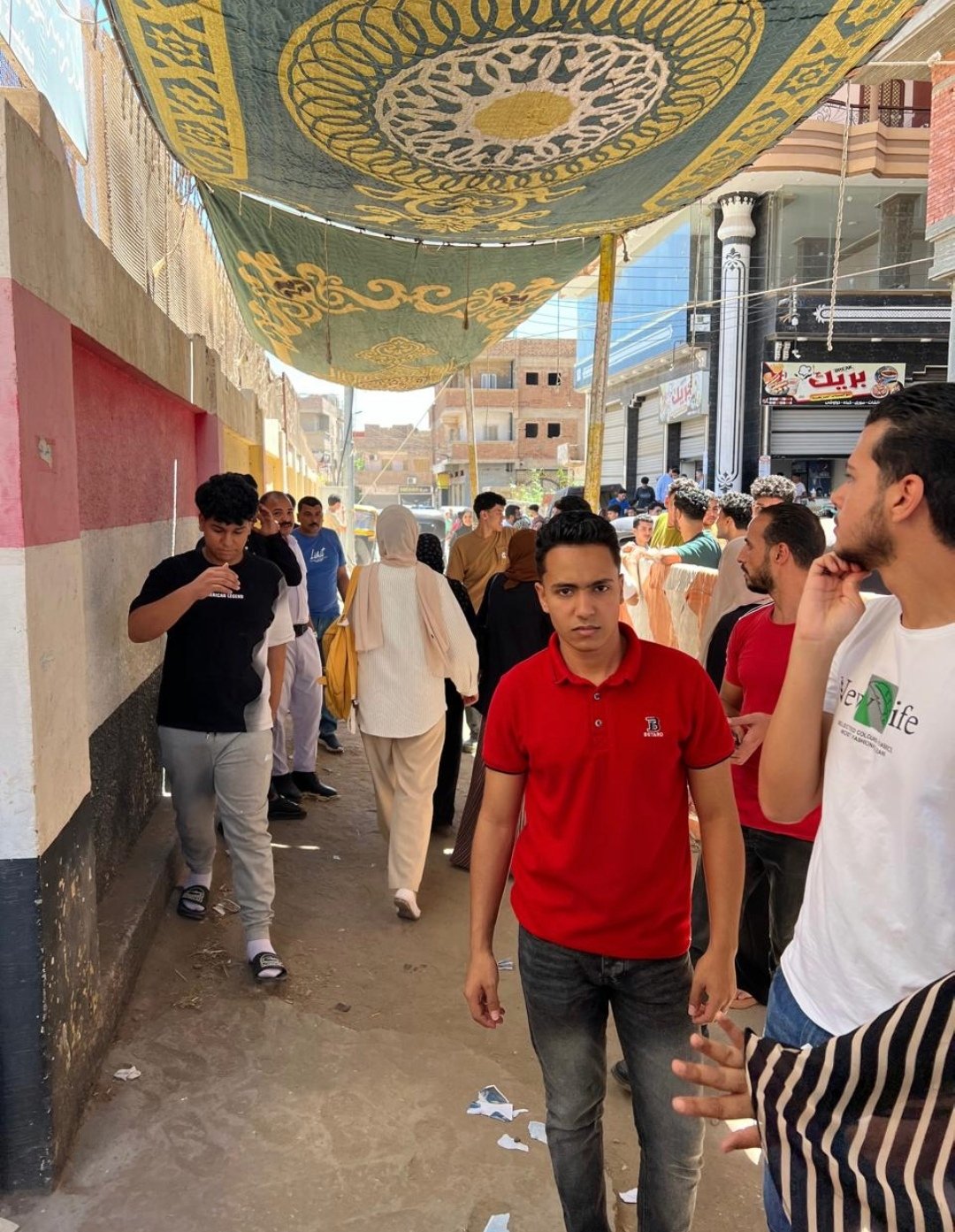 بدء دخول الطلاب للجان بدء دخول الطلاب للجان