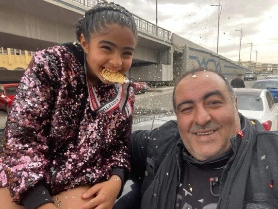 سامح عبد العزيز وابنته طيبة من روبى سامح عبد العزيز وابنته طيبة من روبى