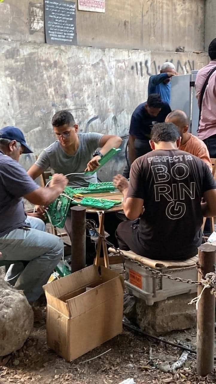 العمل فى مواقع العمل ليل نهار لإعادة الخدمة