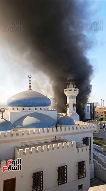 حريق فى دبى مول في الشيخ زايد (7)