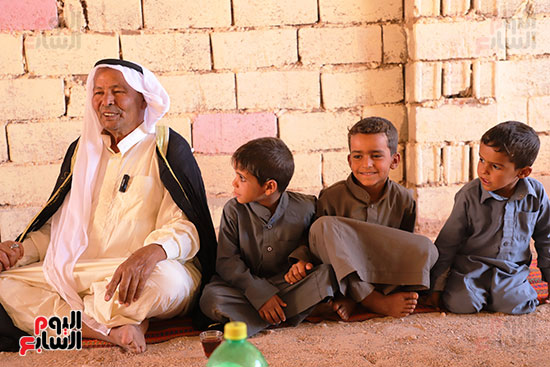 شيخ-قبيلة-الحماضه-واطفال-الجبال شيخ-قبيلة-الحماضه-واطفال-الجبال