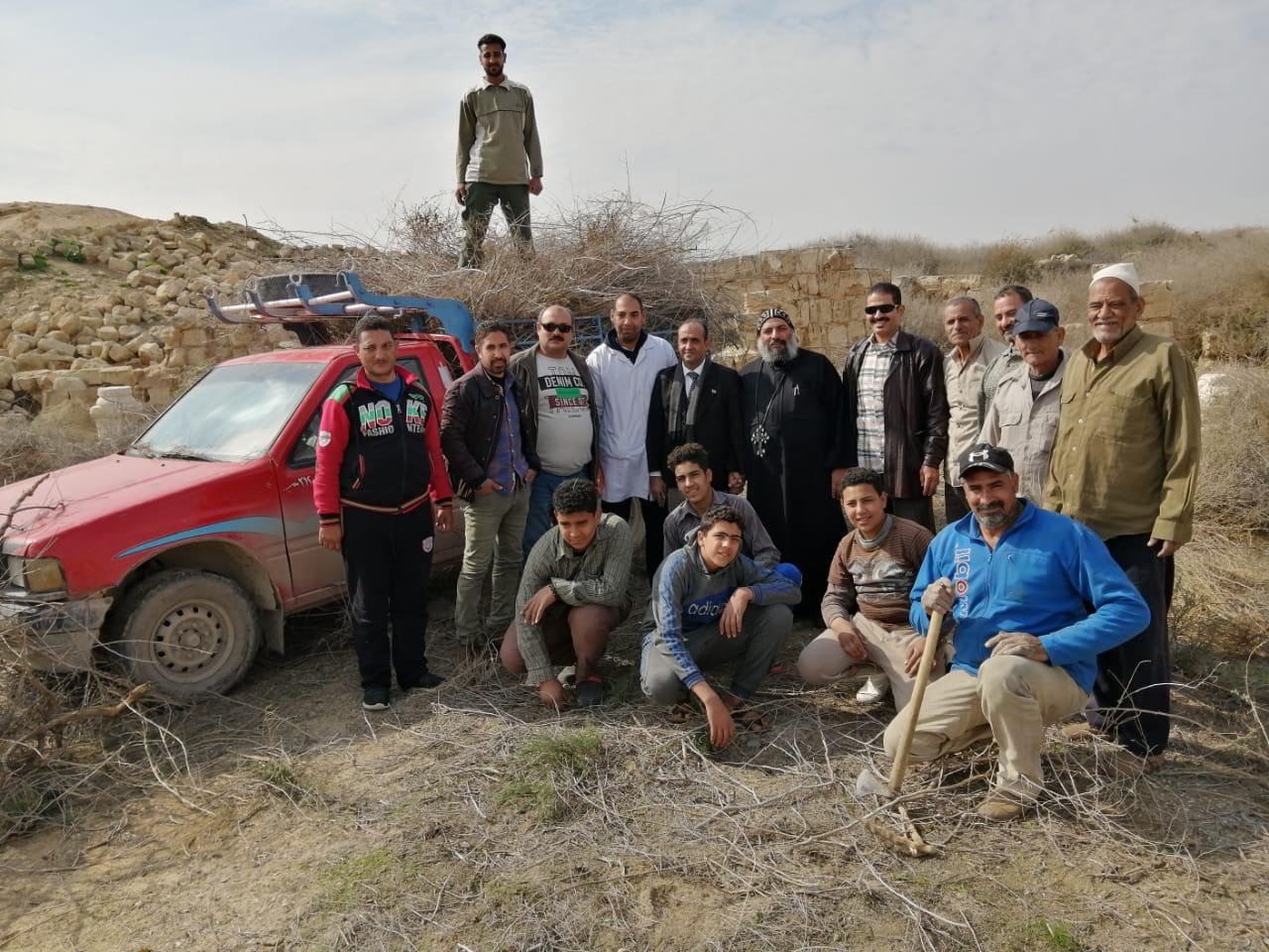 اعمال ازالة الحشائش اعمال ازالة الحشائش