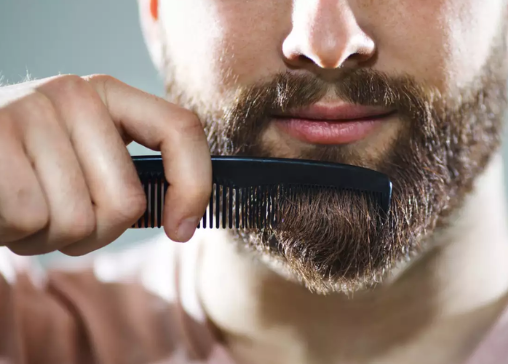 تمشيط اللحية 