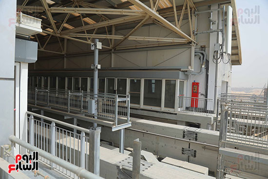 مخل القطار مخل القطار