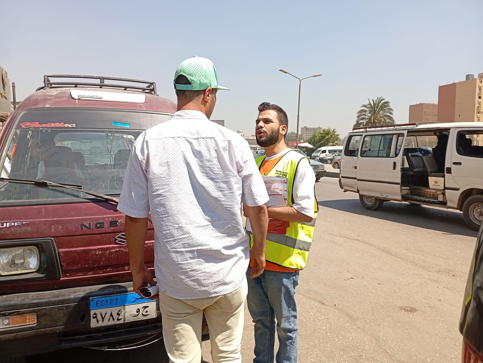 جانب من أنشطة  صندوق مكافحة الإدمان في المواقف العمومية لرفع وعي السائقين بخطورة المخدرات المخدرة