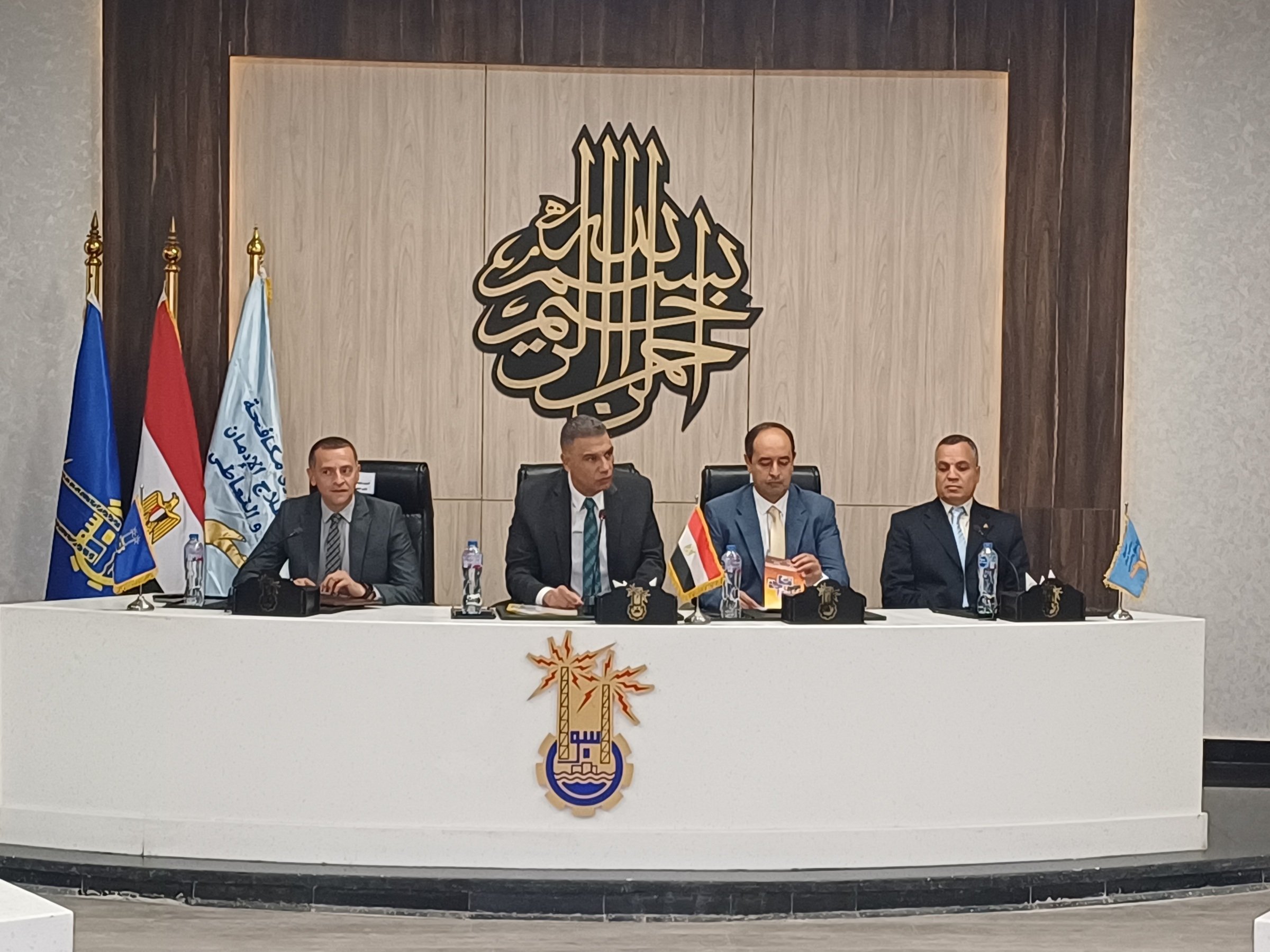 _محافظ أسوان ومدير صندوق مكافحة وعلاج الإدمان _محافظ أسوان ومدير صندوق مكافحة وعلاج الإدمان