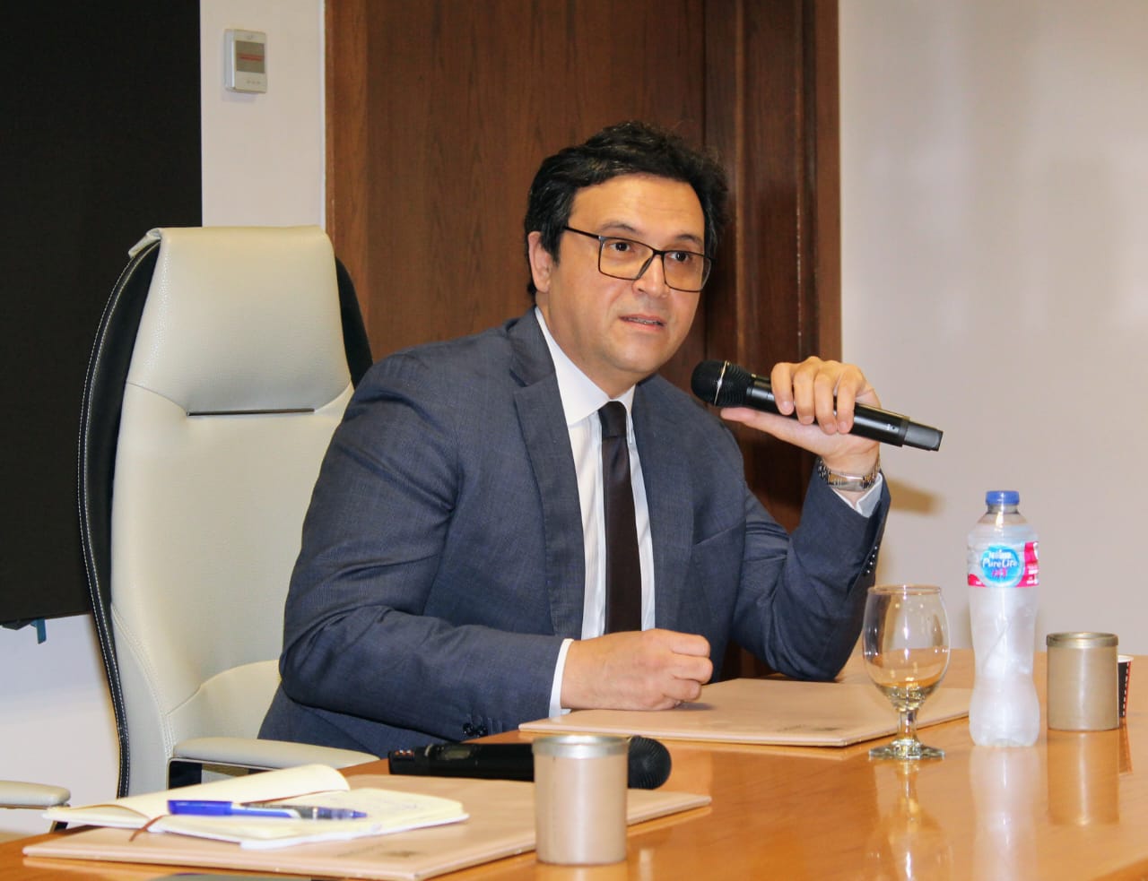 الدكتور أحمد هنو وزير الثقافة الدكتور أحمد هنو وزير الثقافة