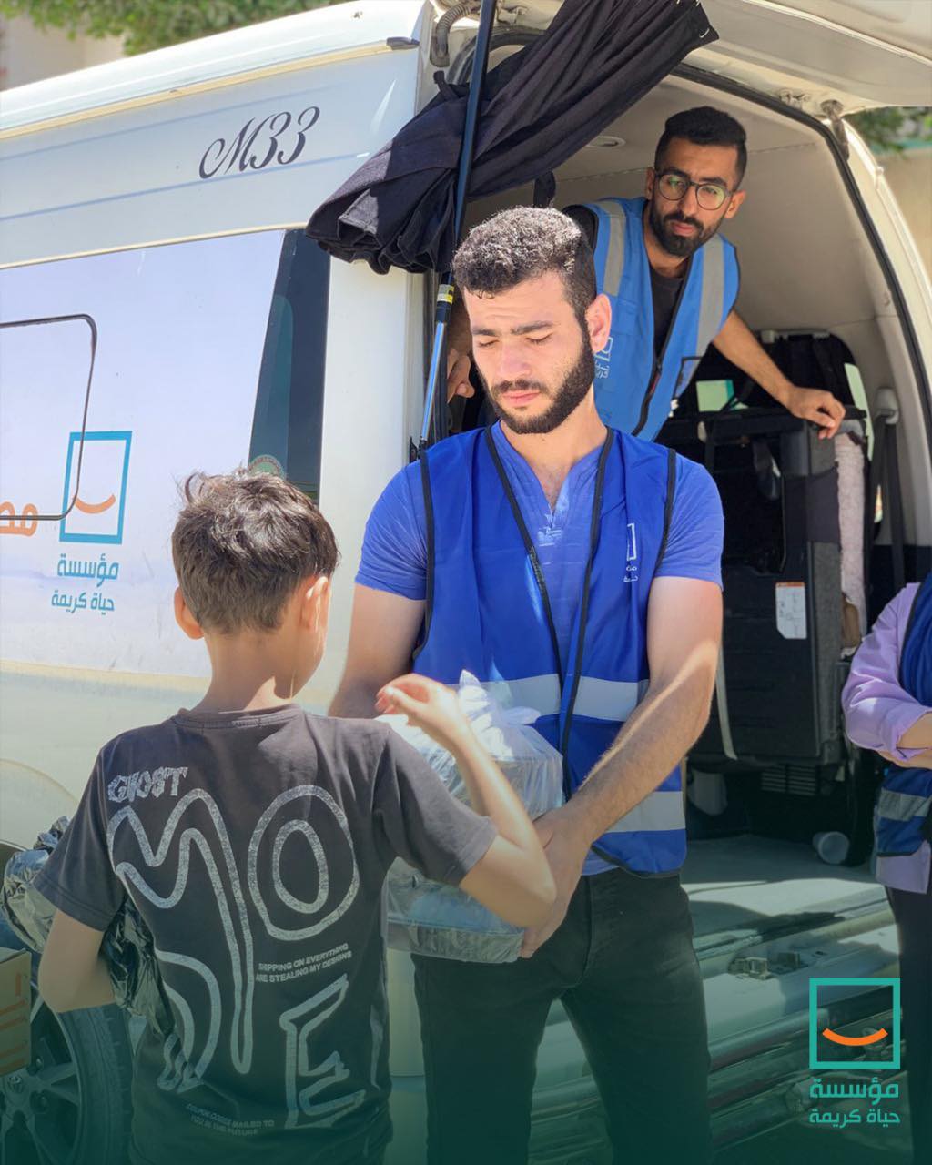 حياة كريمة توزع 1000وجبة يوميا على الاسر المستحقة (1)