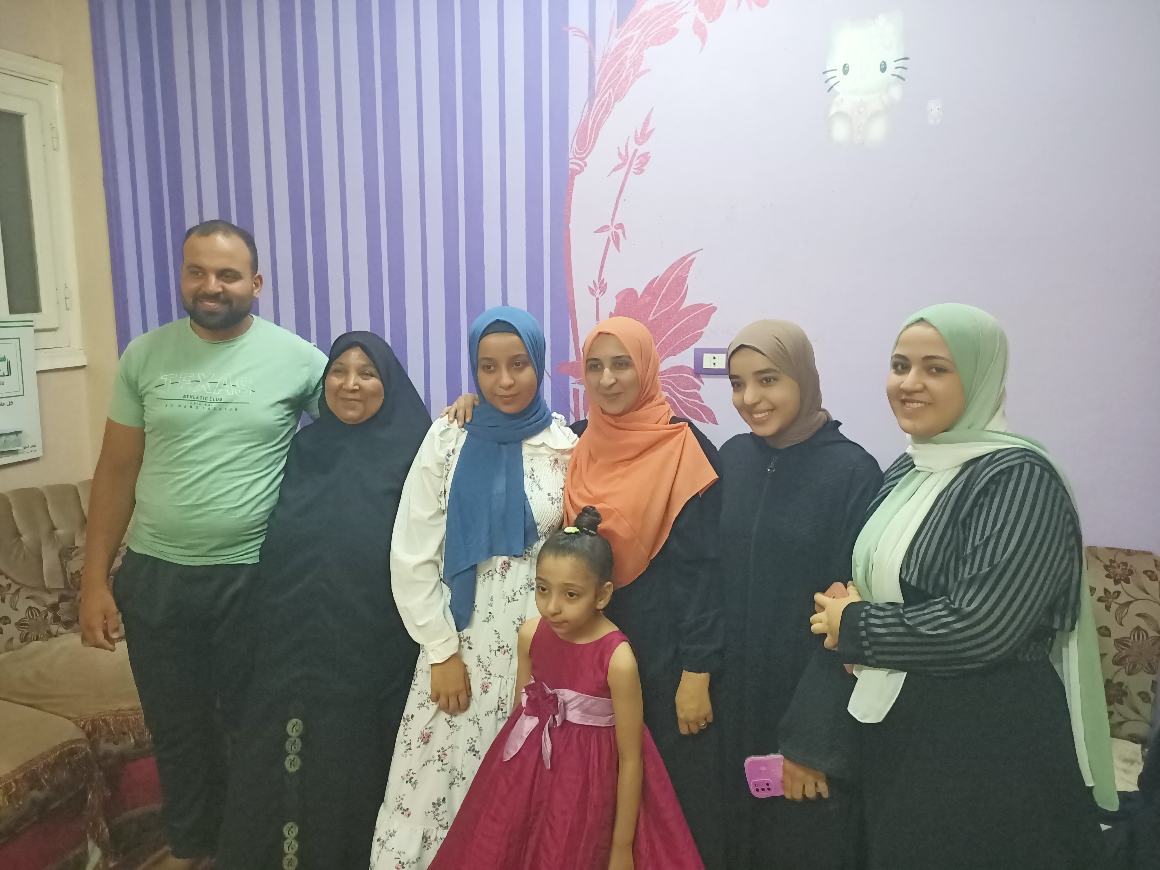 فرحة الاهل فرحة الاهل