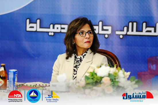 المدير التنفيذى للأكاديمية الوطنية للتدريب تتابع مبادرة أنا أيضا مسئول بجامعة دمياط (4)