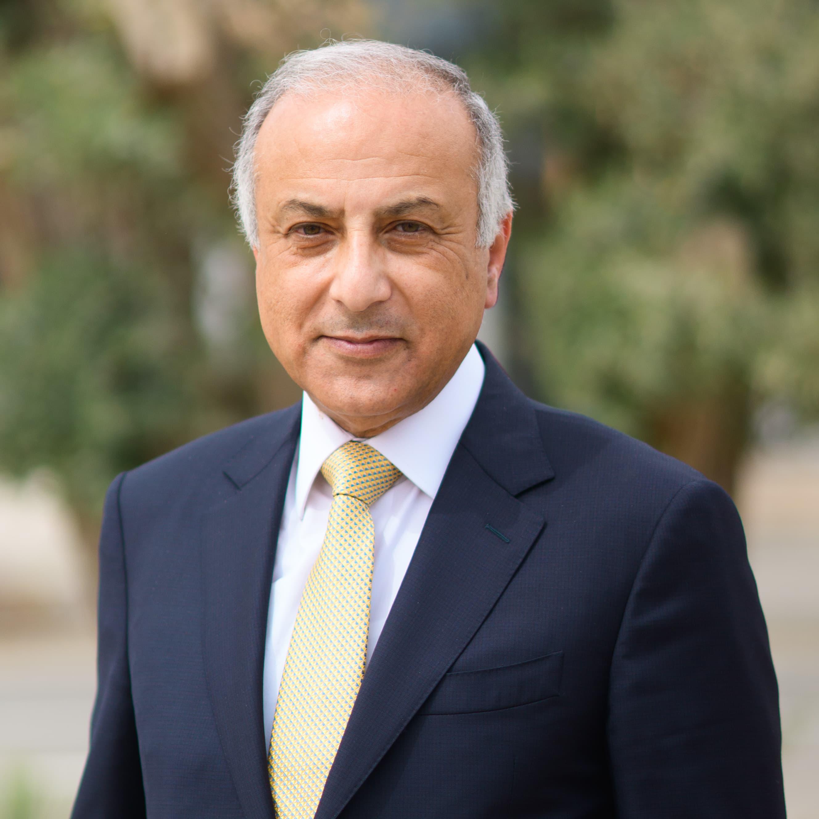 الدكتور حسام الملاحي رئيس جامعة باديا (2)