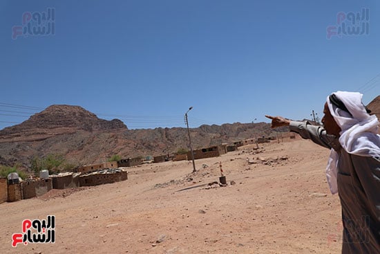 هناك-جبل-نستخرج-منه-الفير،ز هناك-جبل-نستخرج-منه-الفير،ز