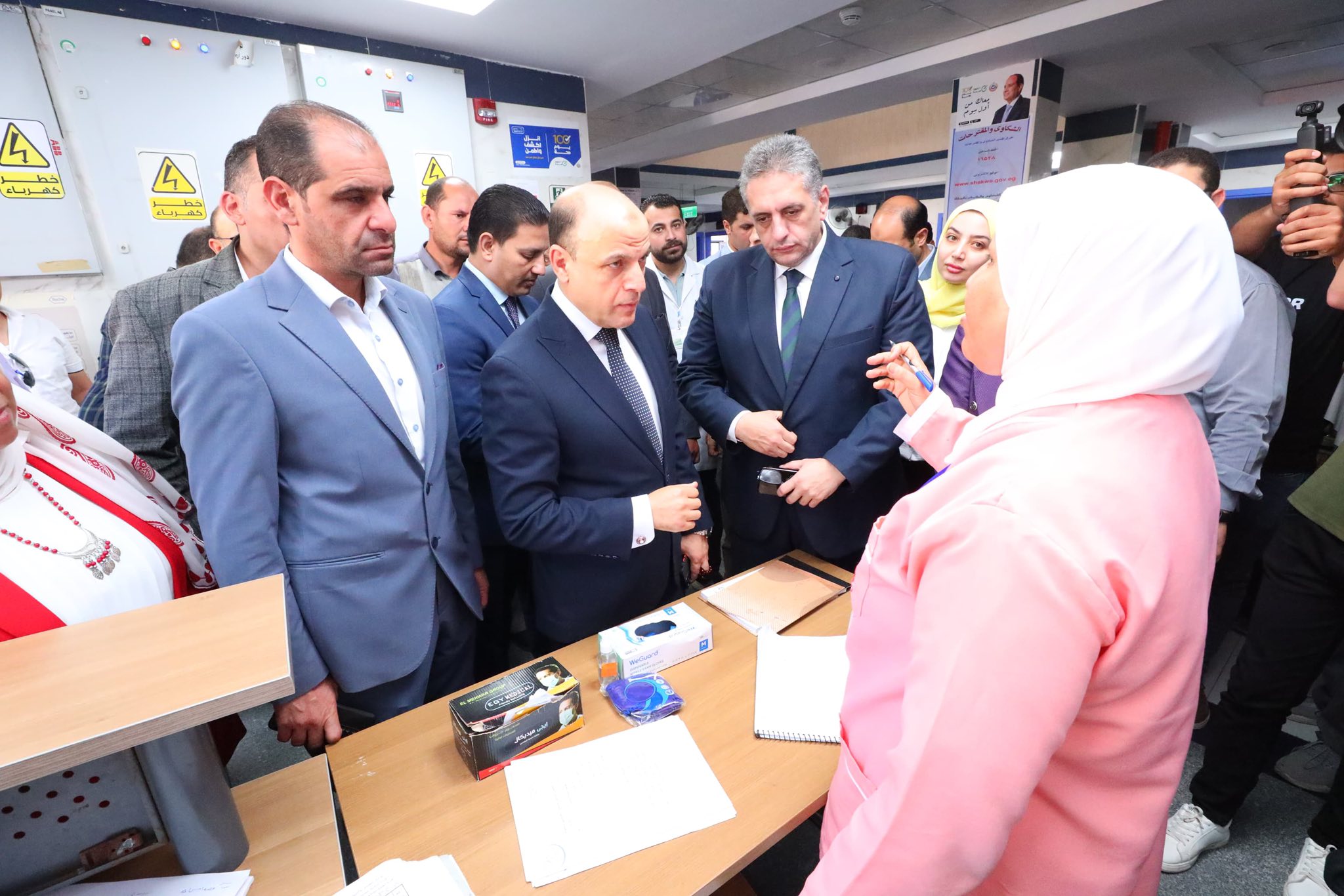 جانب من مبادر 100 يوم صحة جانب من مبادر 100 يوم صحة