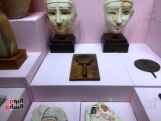 قطع،اثرية-لمستحضرات-التجميل-