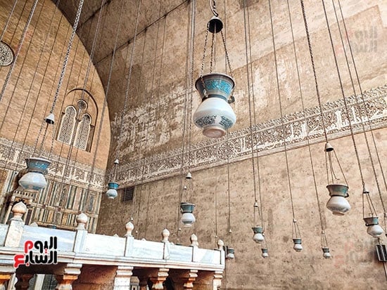 97113-قناديل-معلقة-بسلاسل-نحاسية 97113-قناديل-معلقة-بسلاسل-نحاسية