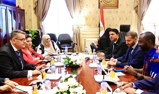 على هامش اللقاء  (2)