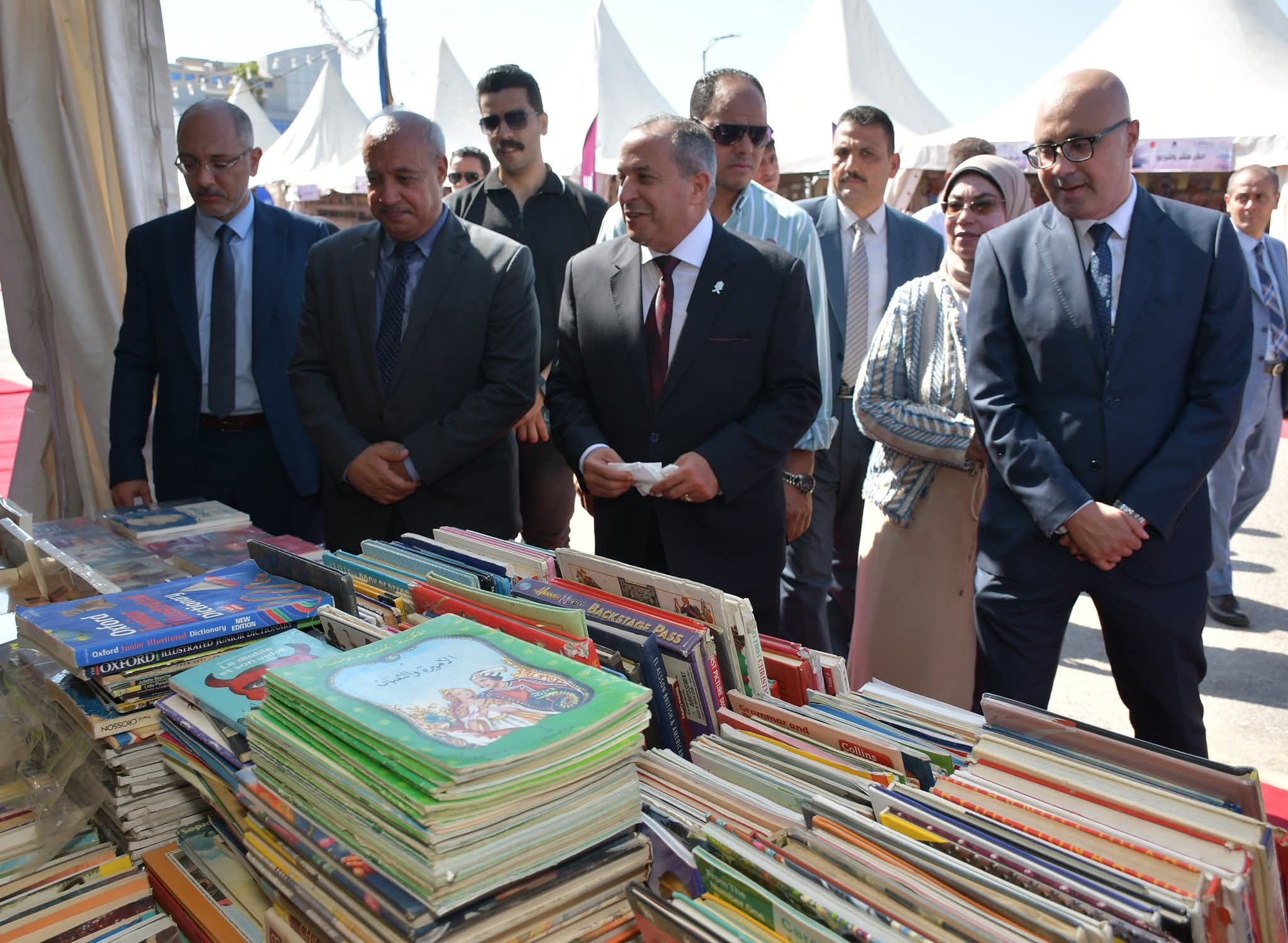 تفقد للمعرض