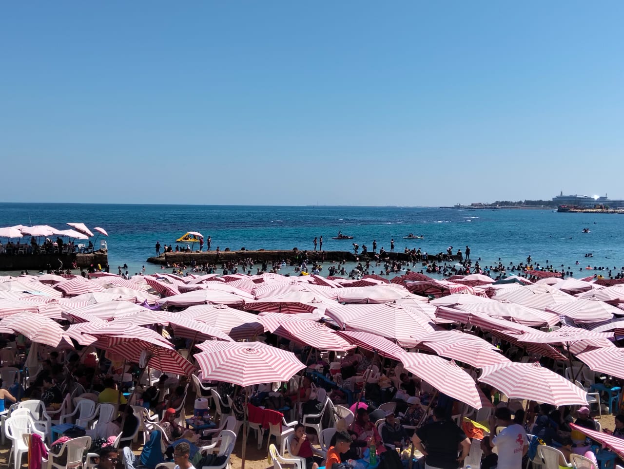 الشواطئ اليوم