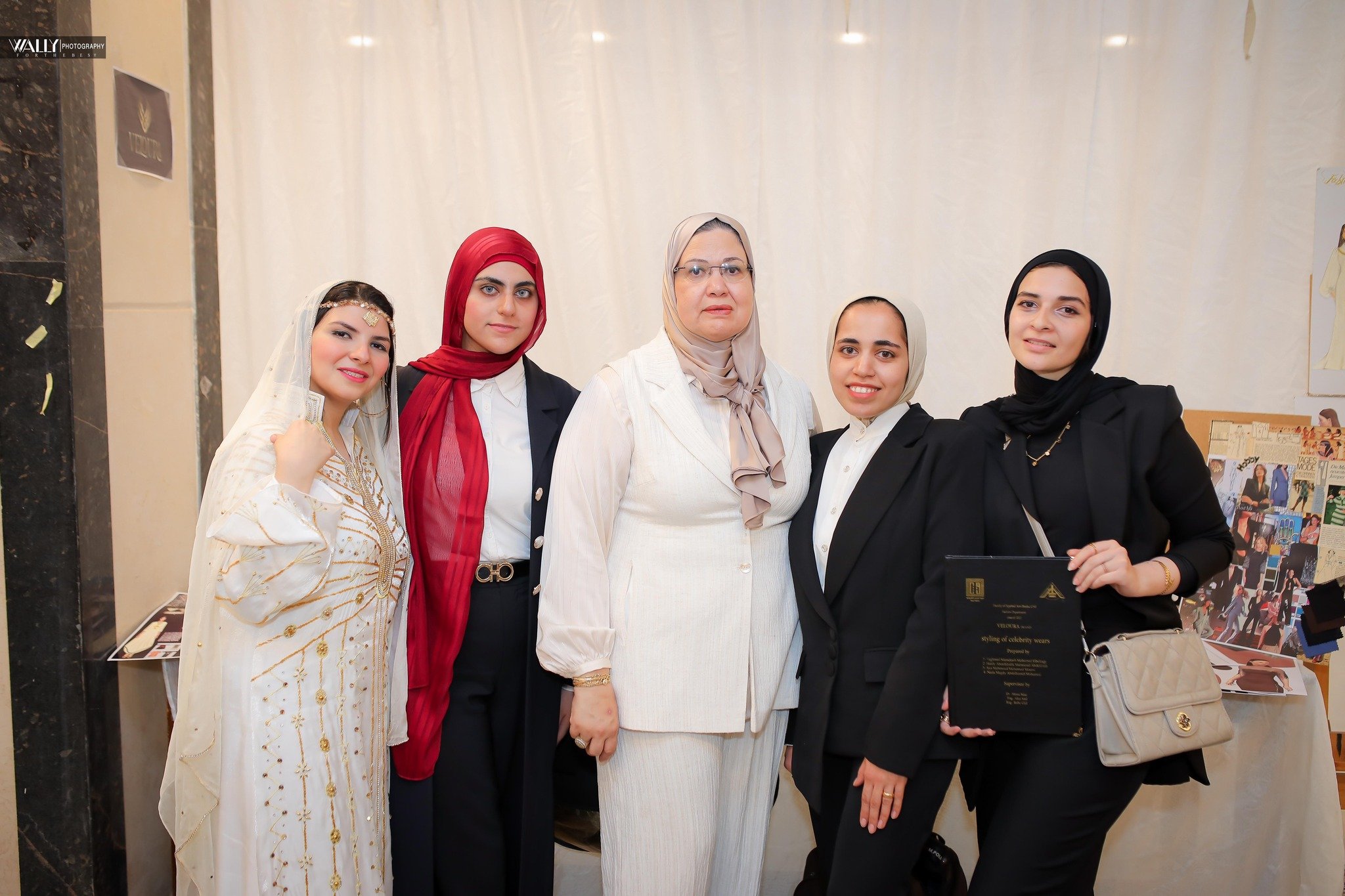 بعد تقديم العرض