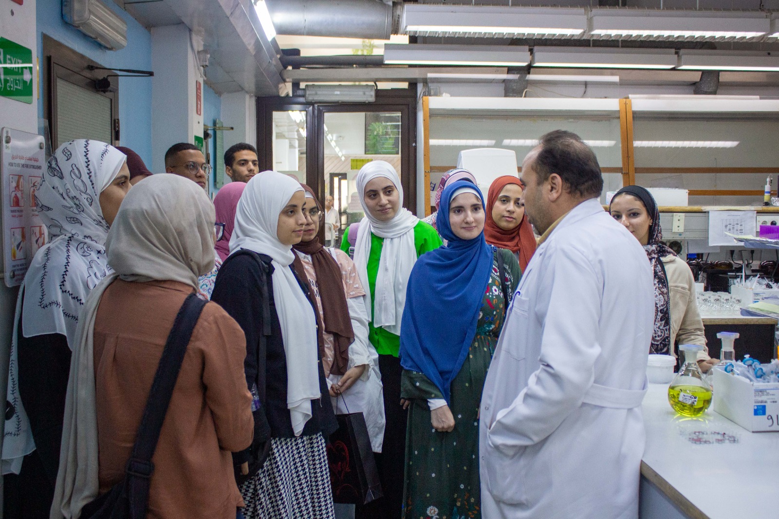 طلاب الطب البيطرى