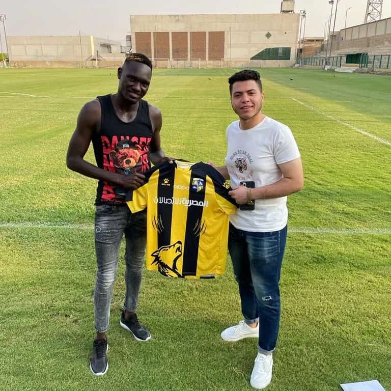 جوزيف اوشايا ووكيل أعماله جوزيف اوشايا ووكيل أعماله