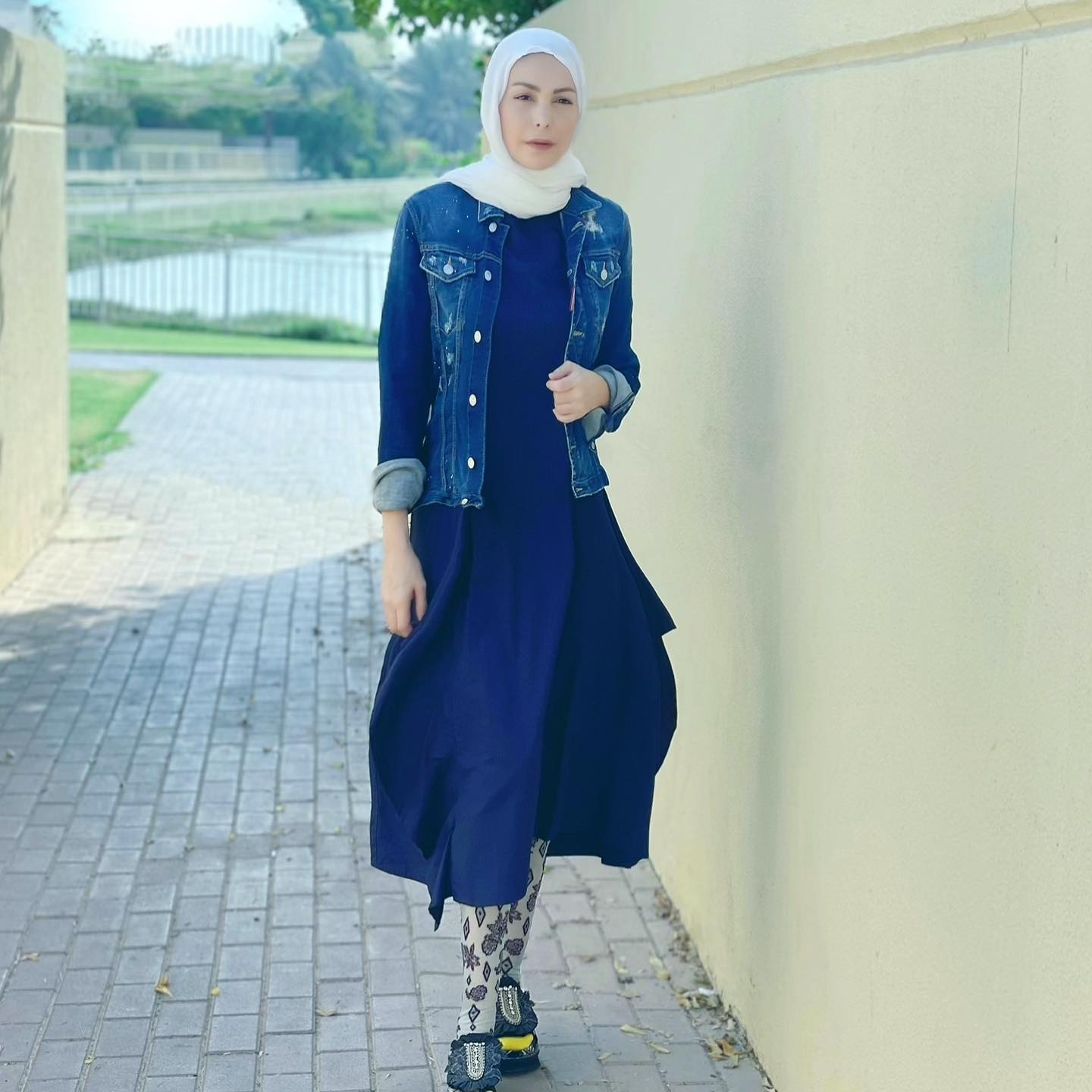 امل حجازي بالحجاب
