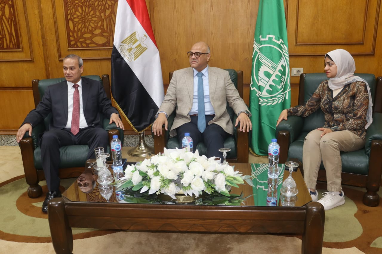 محافظ القليوبية قبل الافتتاح