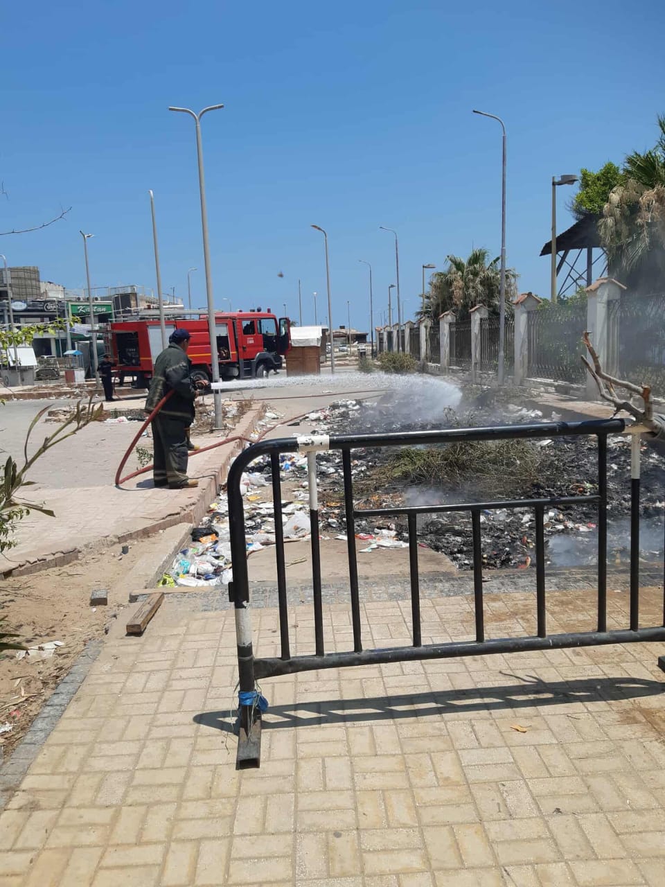 التجمعات للقمامه