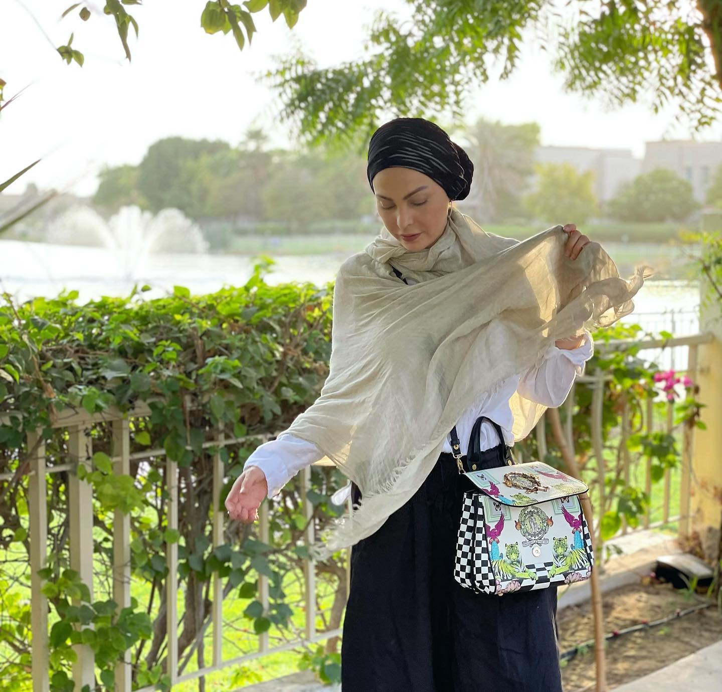 الفنانة امل حجازى