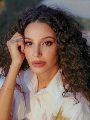 مريم الجندي تشارك بحكاية «فلاش باك» مع أحمد خالد صالح ضمن مسلسل «ما تراه، ليس كما يبدو» (1)