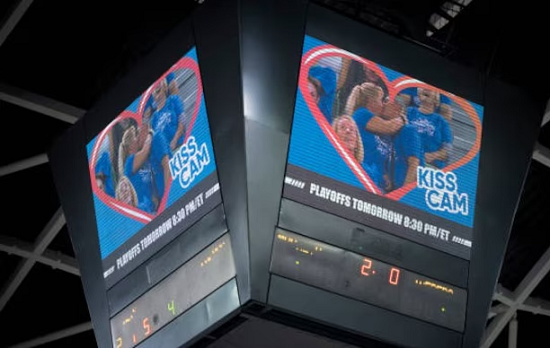 كاميرا القبلات