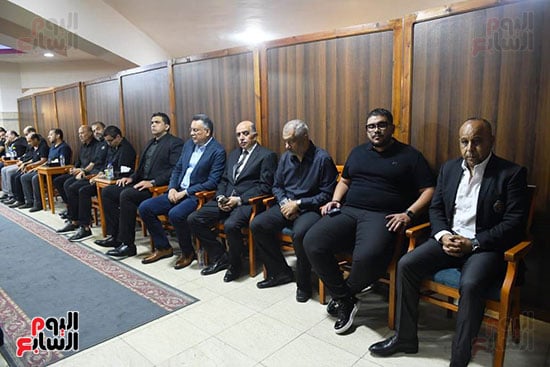 جانب من عزاء ميمى عبد الرازق فى القاهرة جانب من عزاء ميمى عبد الرازق فى القاهرة