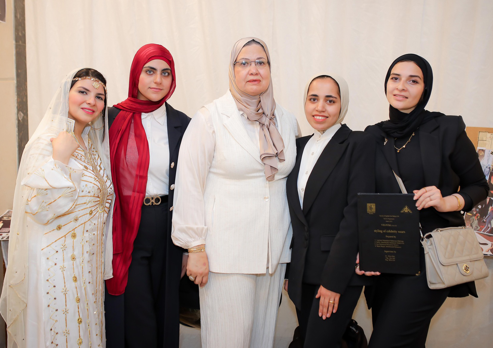 بعد تقديم العرض