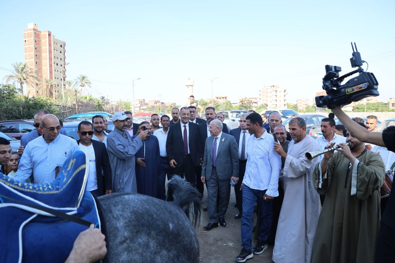 حزب الجبهة الوطنية يعقد مؤتمرًا حاشدًا بكفر شكر لدعم مرشحه لانتخابات الشيوخ (1)