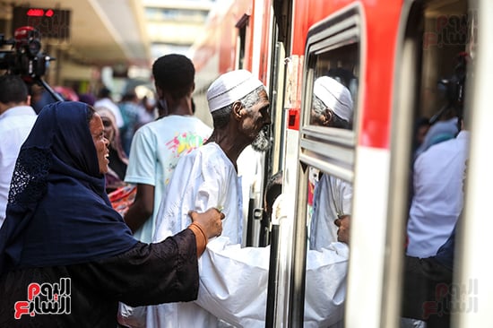 أفواج عودة السودانيين طواعية إلى بلدهم السودان أفواج عودة السودانيين طواعية إلى بلدهم السودان