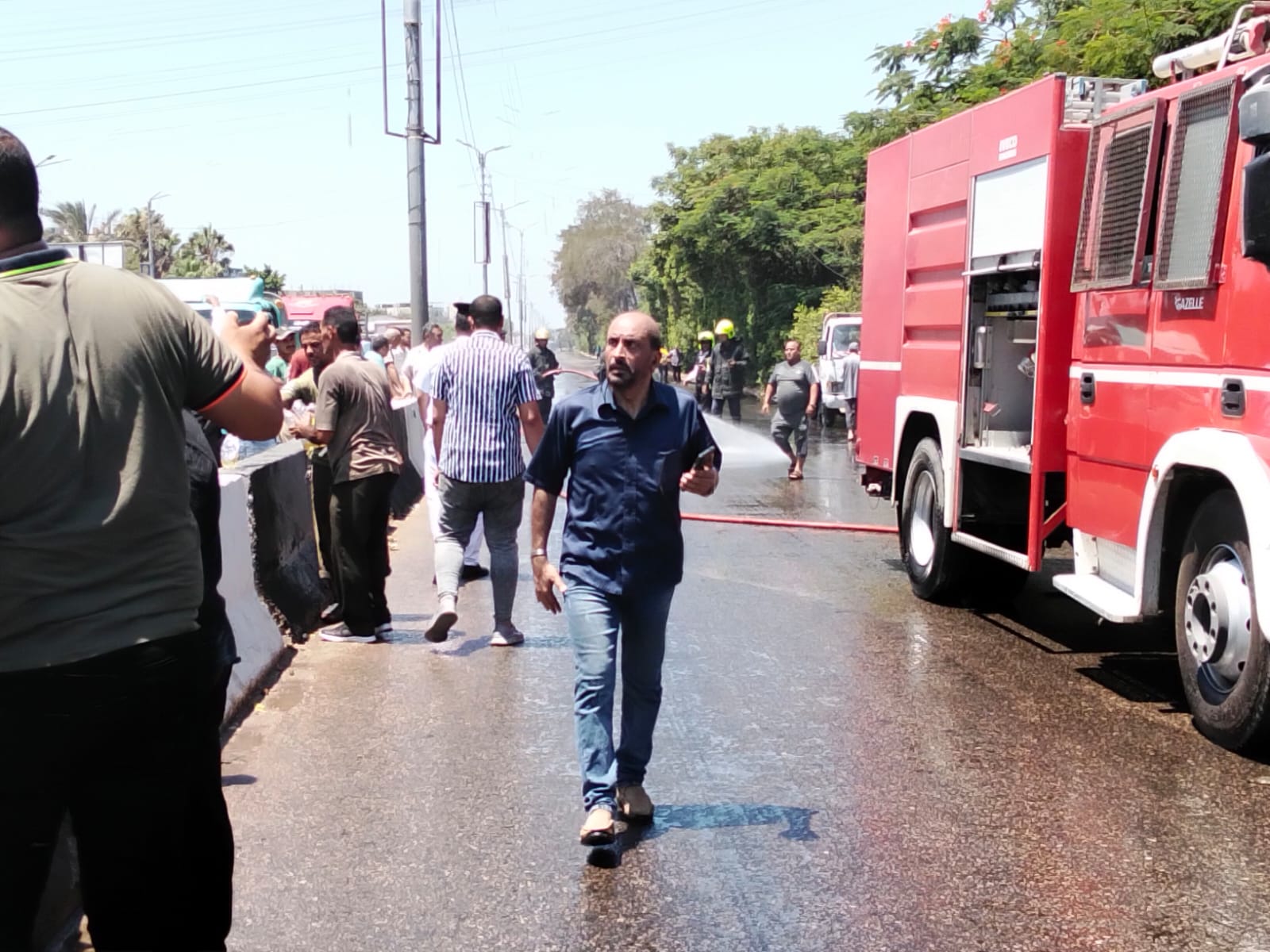 انقلاب سيارة محملة بزيت الطعام بالدقهلية انقلاب سيارة محملة بزيت الطعام بالدقهلية