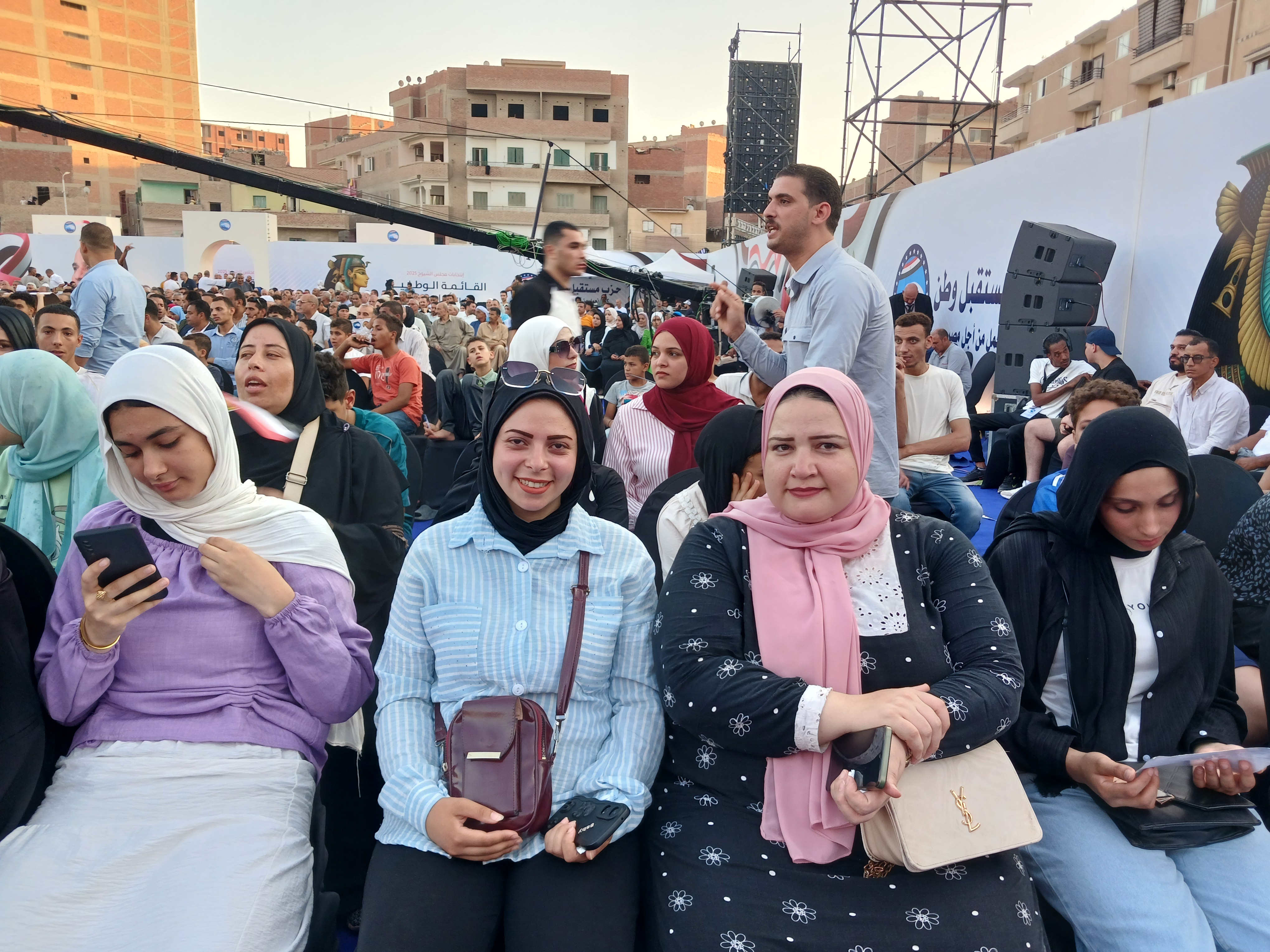 تواجد مكثف للسيدات في المؤتمر الجماهيري