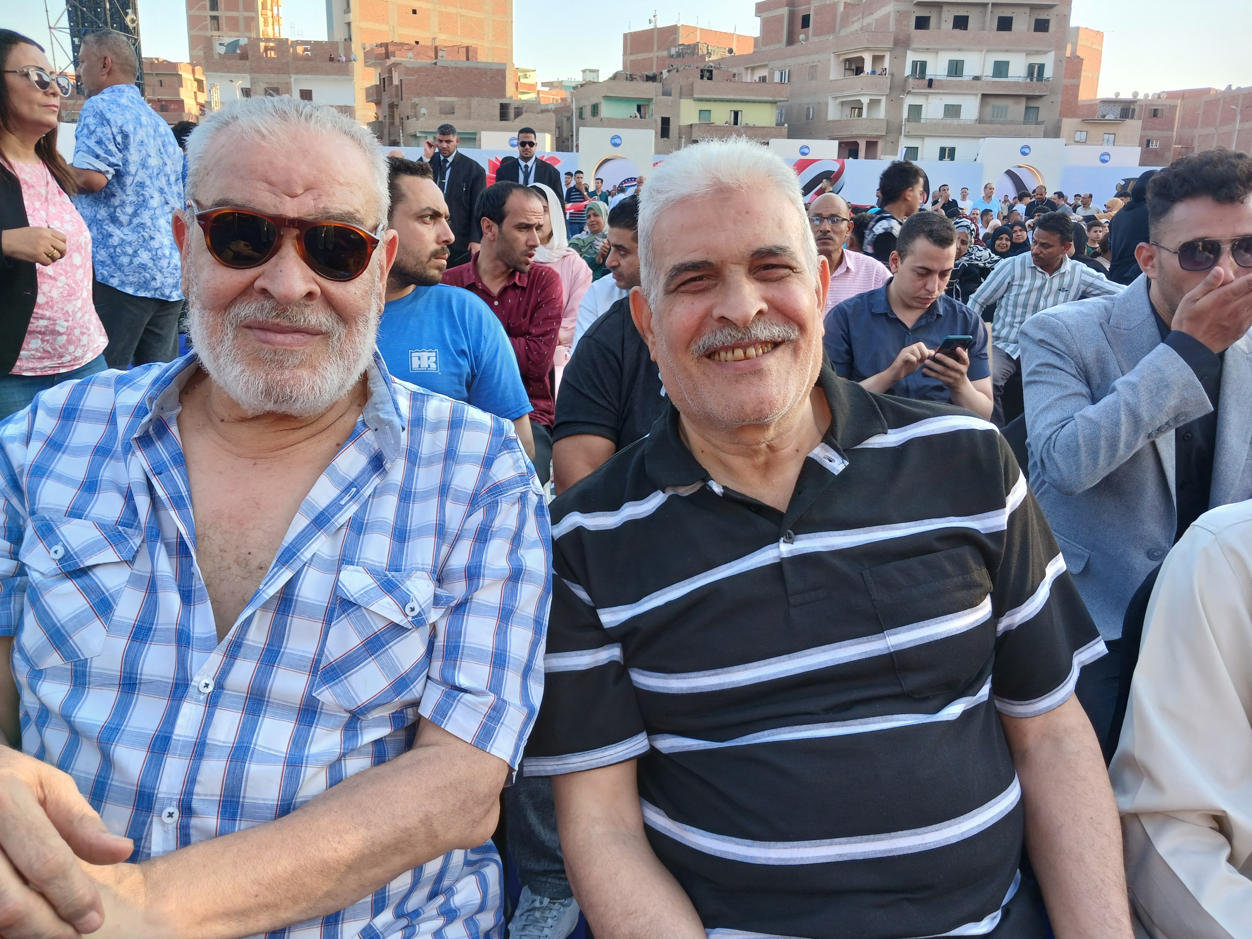 الحضور بالمؤتمر