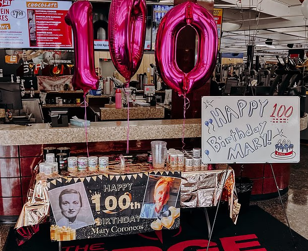 أمريكية معمرة 100 سنة..  تكشف أسرار العمر الطويل في الجيم (3)