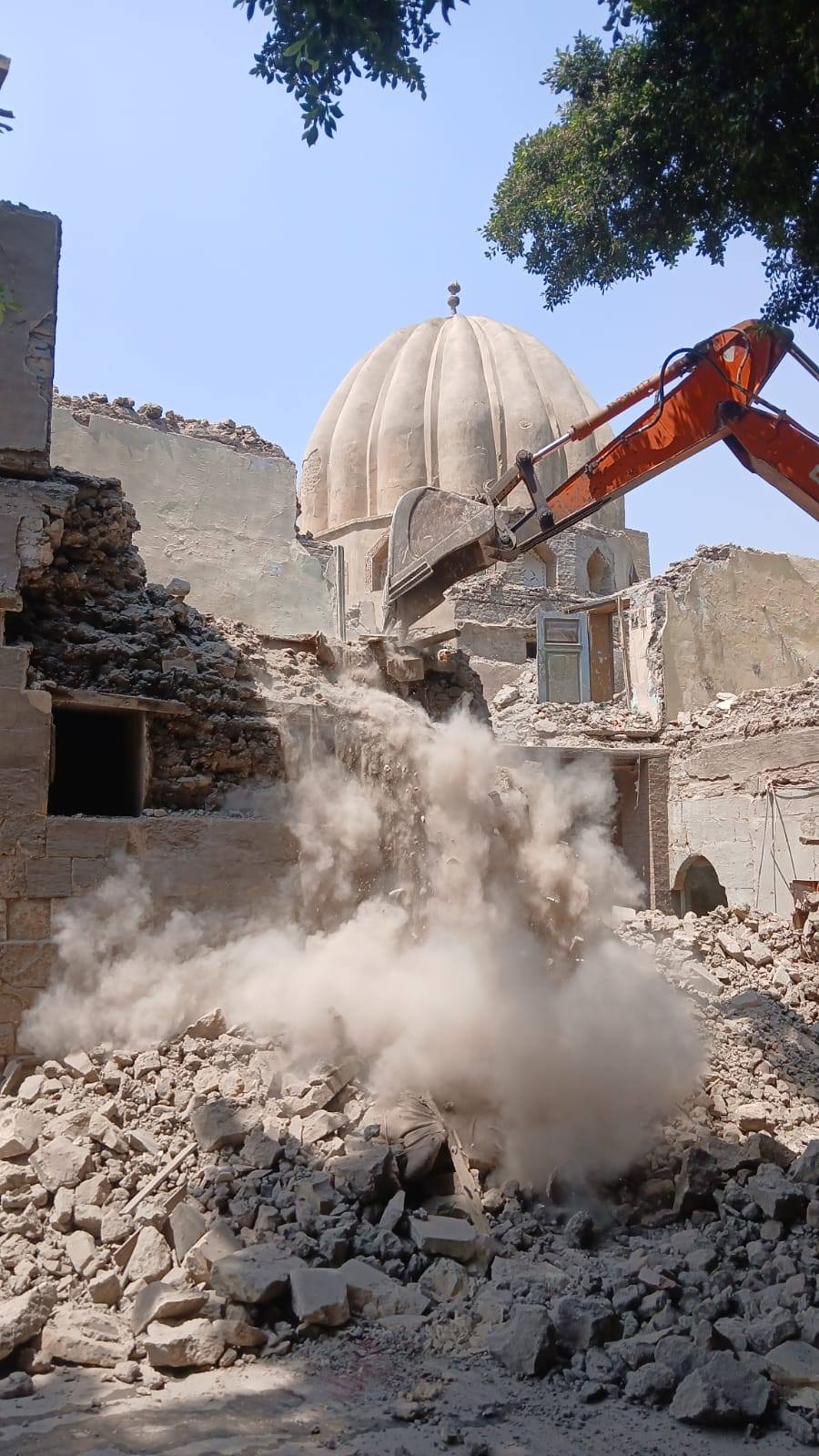 ازالة عقار للخطورة الداهمة (2)