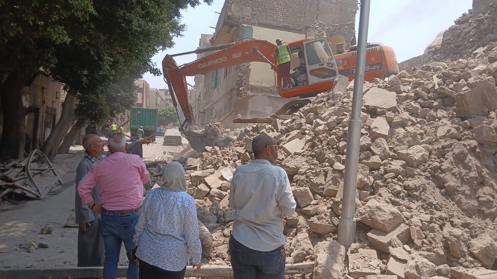 ازالة عقار للخطورة الداهمة (4)