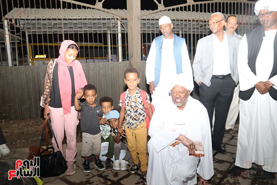 جانب-من-وصول-الأشقاء-السودانيين جانب-من-وصول-الأشقاء-السودانيين