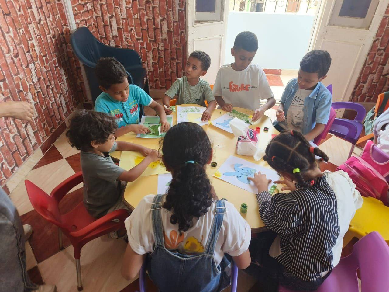 الأنشطة الصيفية والمحاضرات الثقافية والورش الفنية والتوعوية