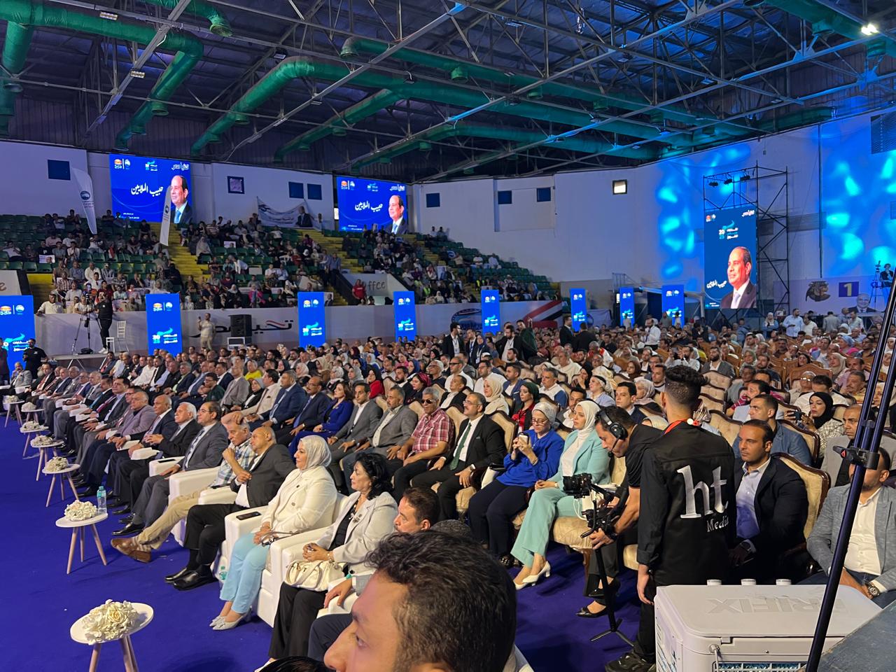 الحضور داخل مؤتمر مستقبل وطن بالصالة المغطاه بالمنصورة الحضور داخل مؤتمر مستقبل وطن بالصالة المغطاه بالمنصورة