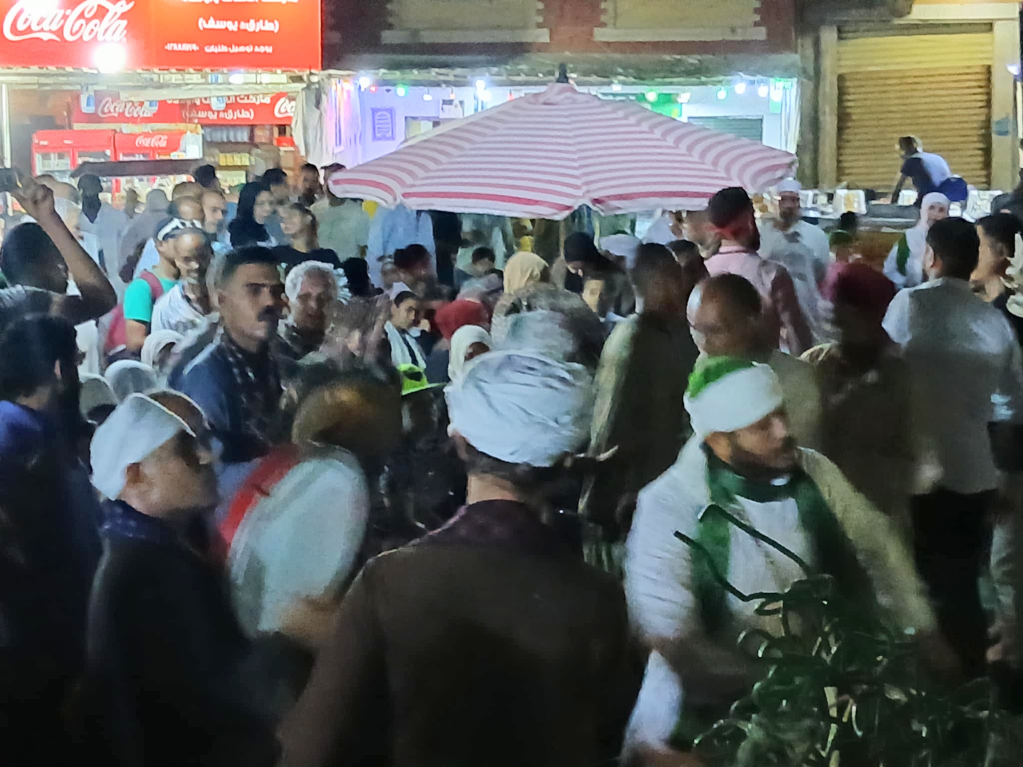 حلقات ذكر في الليلة الختامية المرسي ابو العباس بالإسكندرية حلقات ذكر في الليلة الختامية المرسي ابو العباس بالإسكندرية