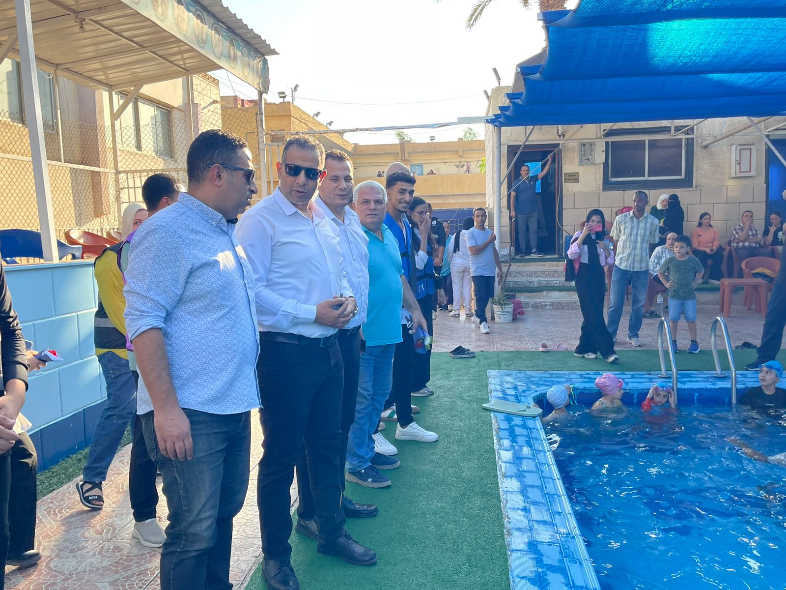 مراجعة حمامات السباحة