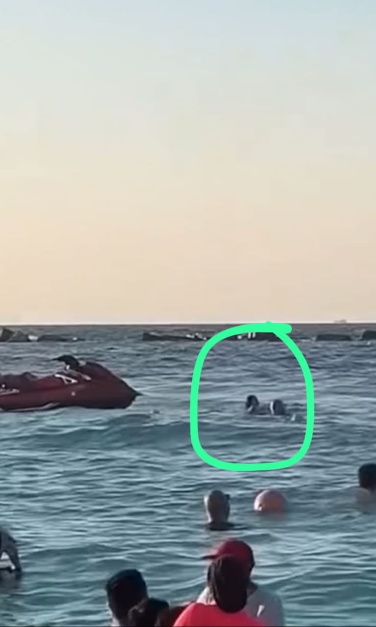 انتشال جثمان الطفل ادم من شاطئ قريه بالساحل الشمالى
