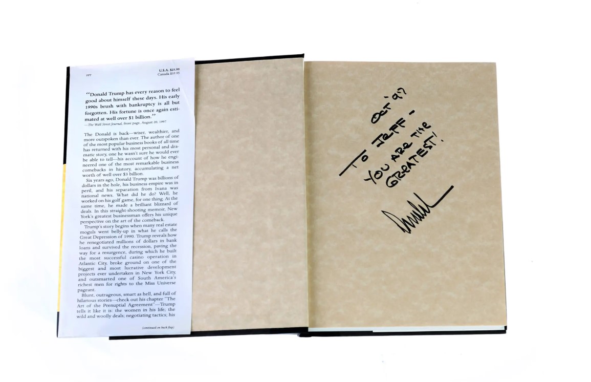 رسالة ترامب الى ابستين على كتابه 